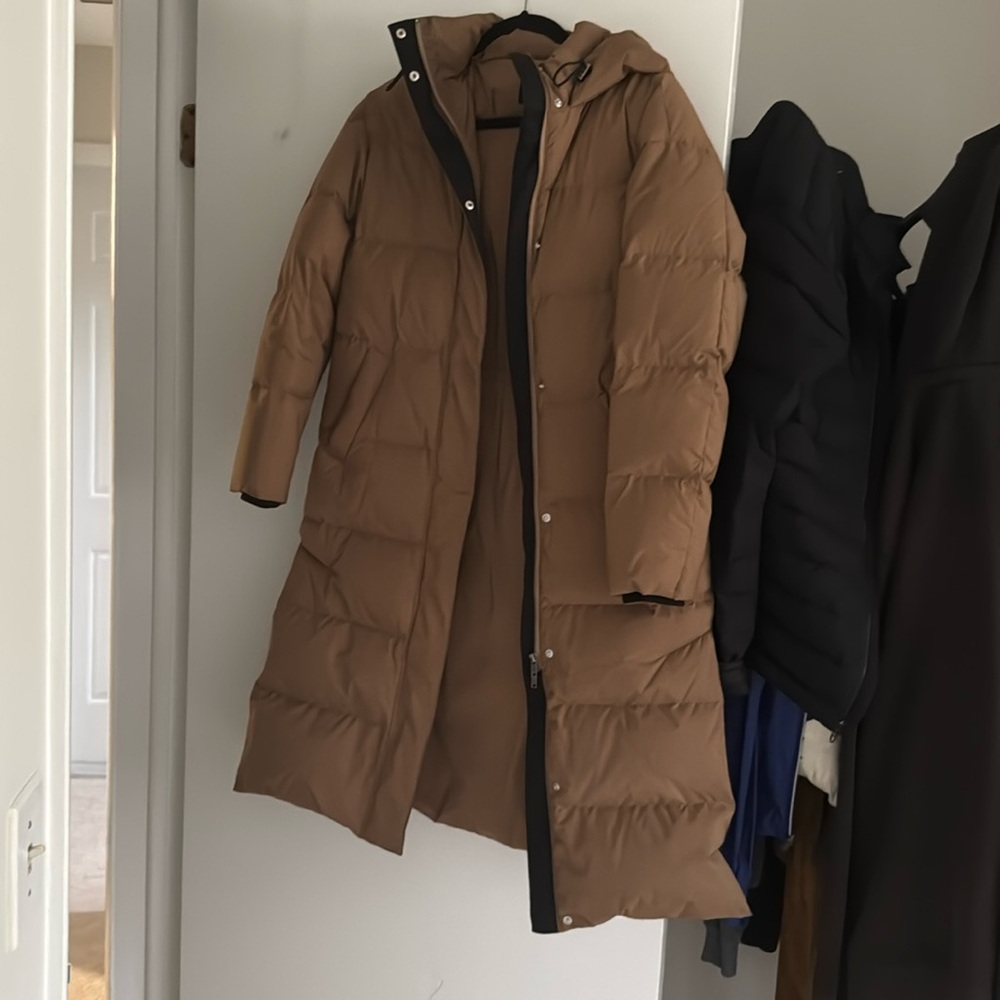 Theory long puffer jacket